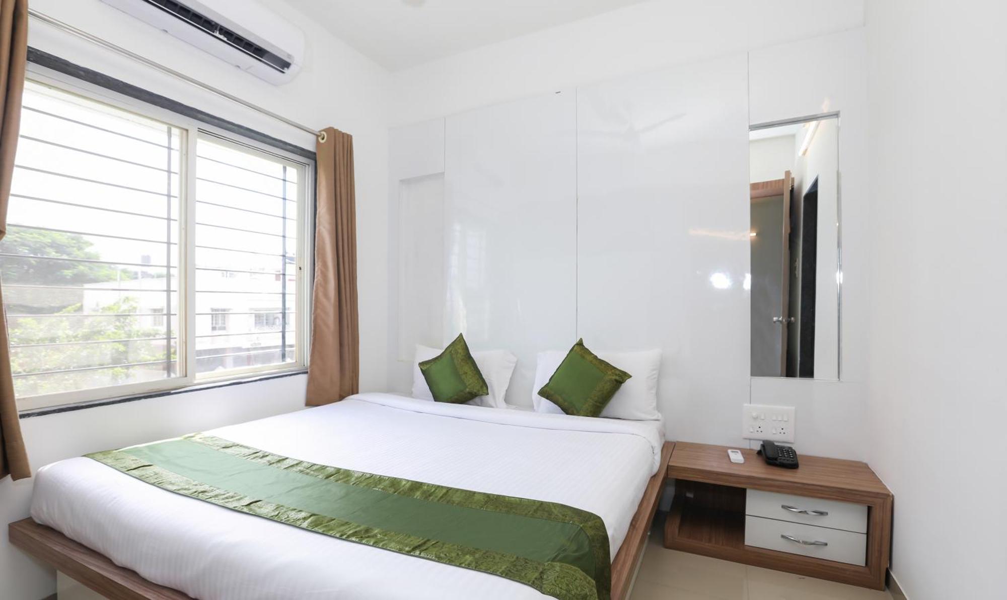 ทรีโบ เทรนด์ แซฟไฟร์ สตูดิโอ Hotel นาสิก ภายนอก รูปภาพ