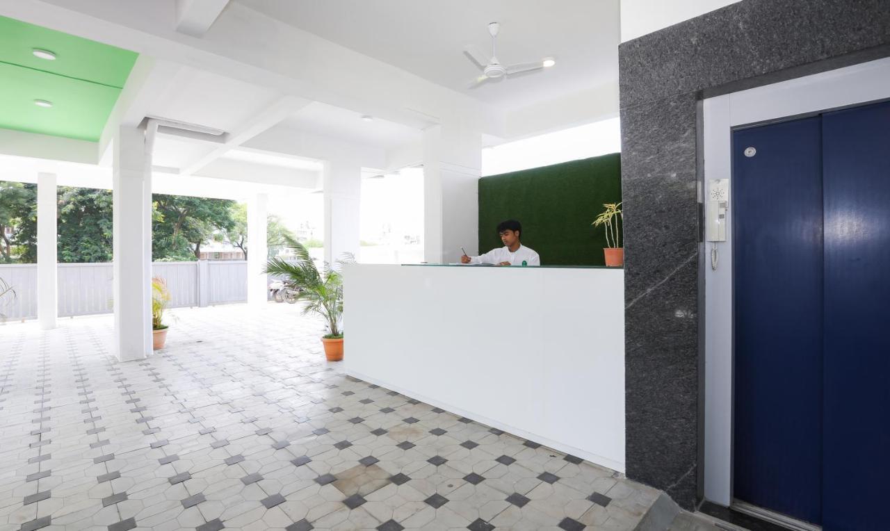 ทรีโบ เทรนด์ แซฟไฟร์ สตูดิโอ Hotel นาสิก ภายนอก รูปภาพ